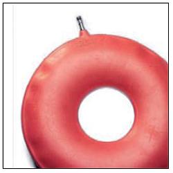 CIAMBELLA PER INVALIDI GONFIABILE IN GOMMA TEAM DELUXE IN SACCHETTO DIAMETRO 43 CM 1 PEZZO - Farmacia Del Monaco