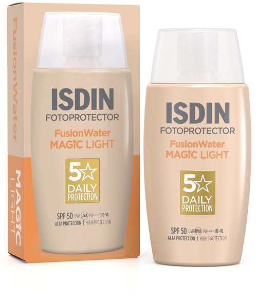 FUSION WATER MAGIC COLOR LIGHT SPF50 50 ML - Farmacia Del Monaco